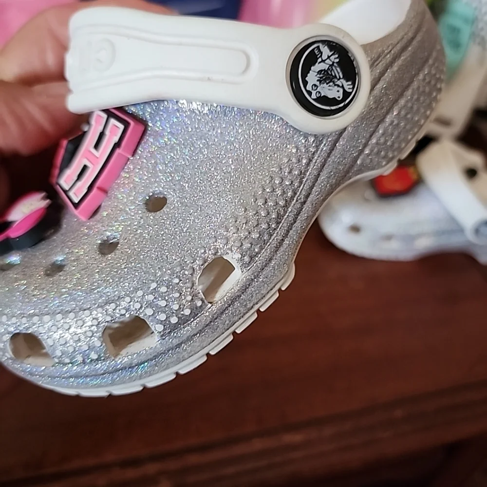 CROCS these slippers